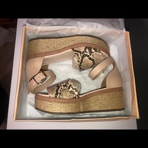 Clée Wedge/Flats Shoes